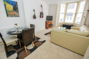 No 5 - Central - by Brighton Holiday Lets